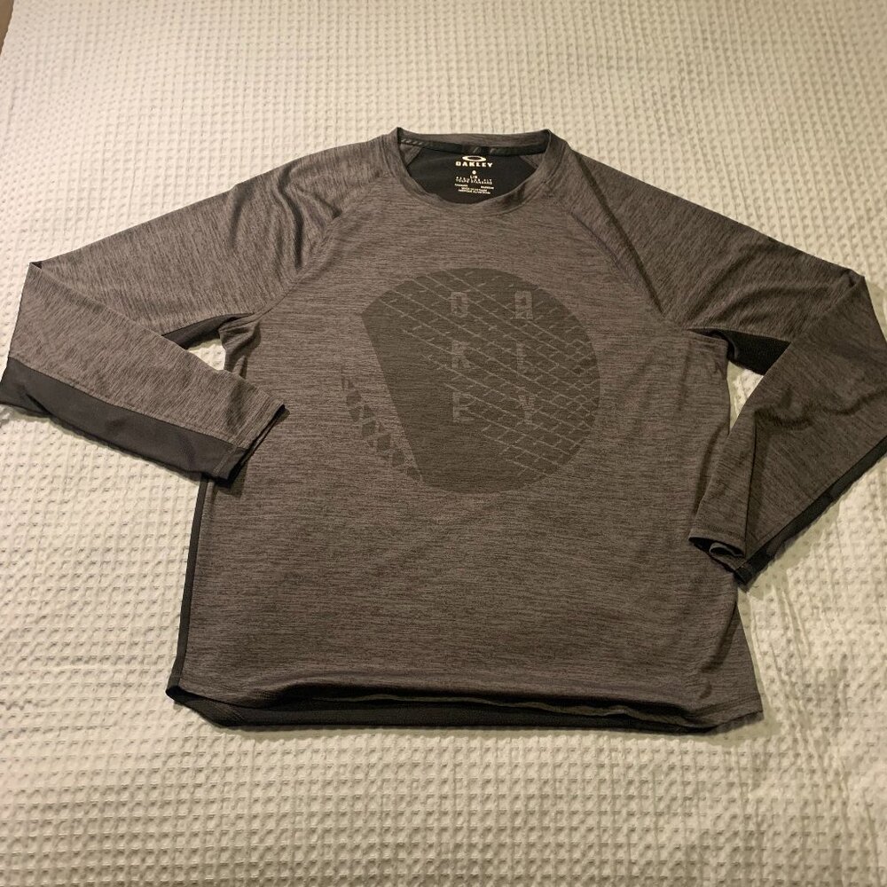 Oakley Long Sleeve Gray/Black Baseball Jersey T Shirt Size Large